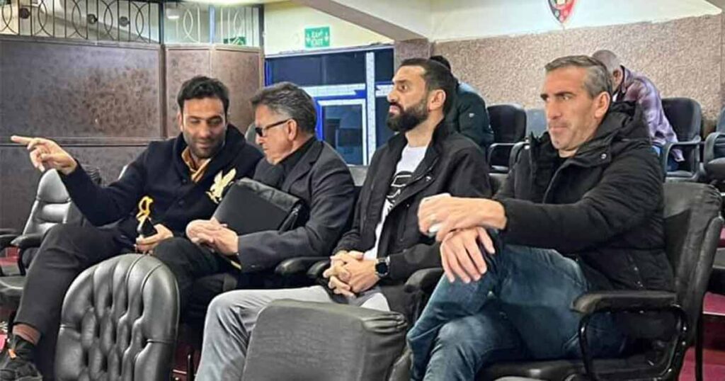 مدرب الزمالك اوسوريو مع احمد حسام ميدو