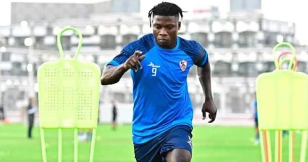 البنيني سامسون إكينولا مهاجم فريق الزمالك