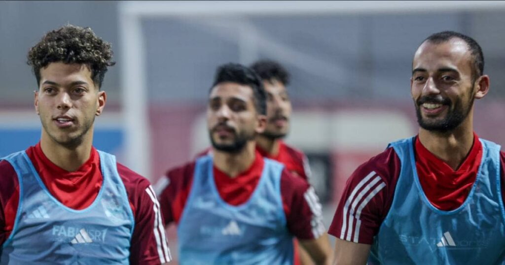 إمام عاشور وأحمد عبدالقادر - تدريبات النادي الأهلي المصري