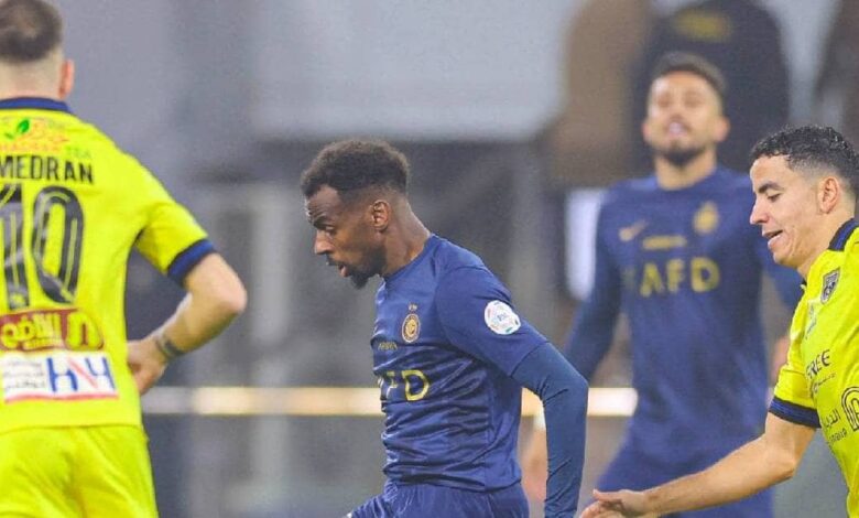 صورة من مباراة النصر والتعاون