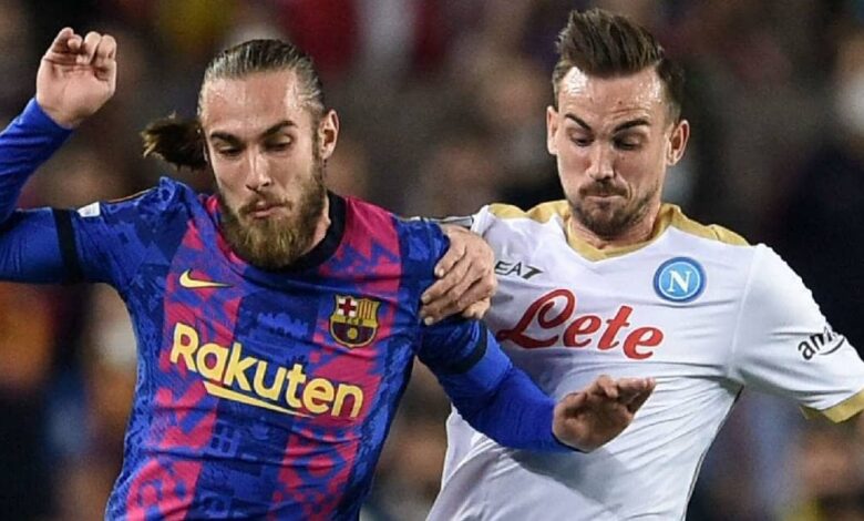 صورة من مباراة برشلونة ونابولي