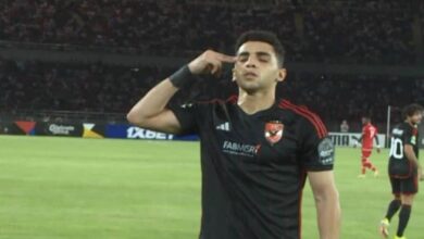 أحمد نبيل كوكا يحتفل بهدفه في مرمى سيمبا